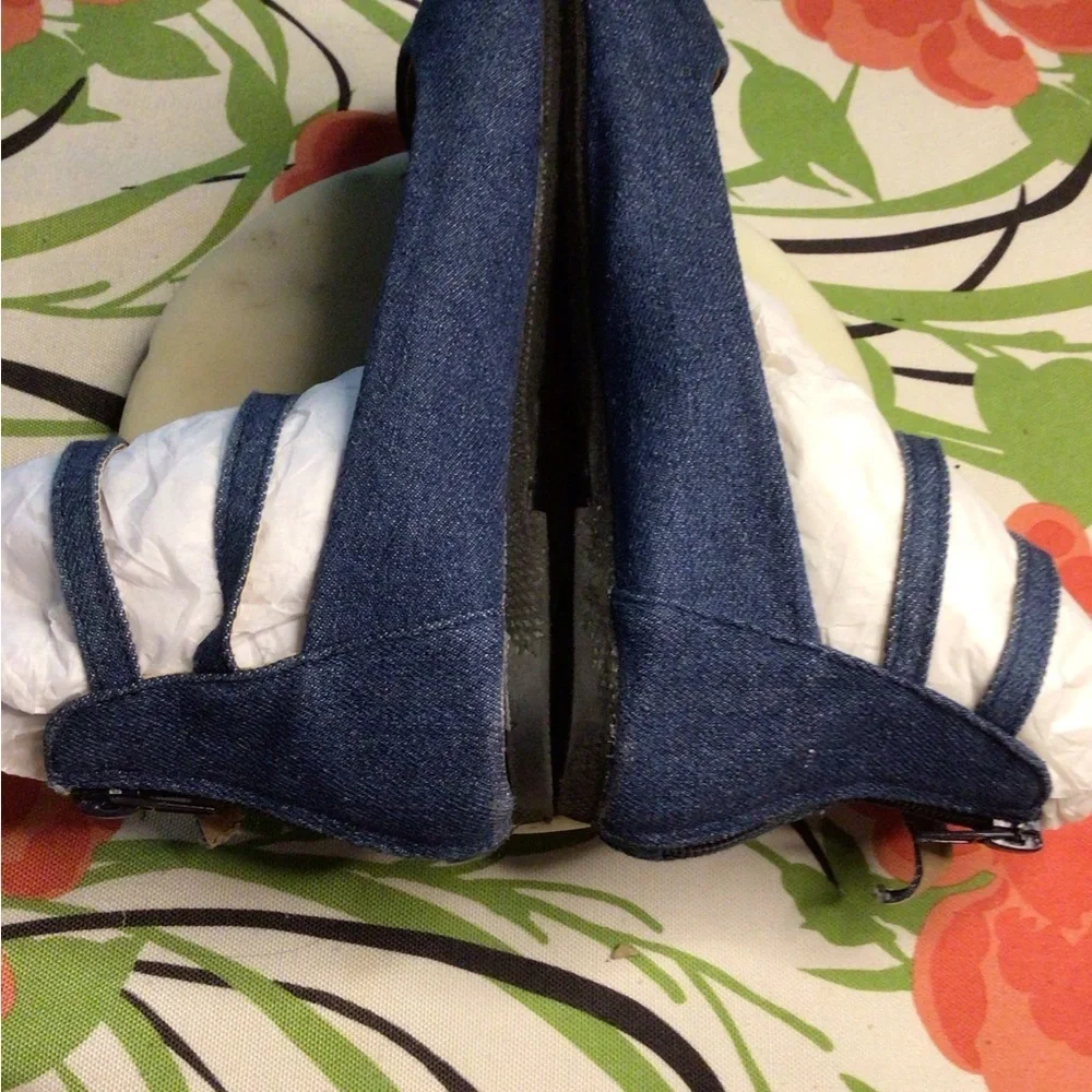❤️❤️SPICSTEP Girl blue flats.  ❤️❤️6X$15.00